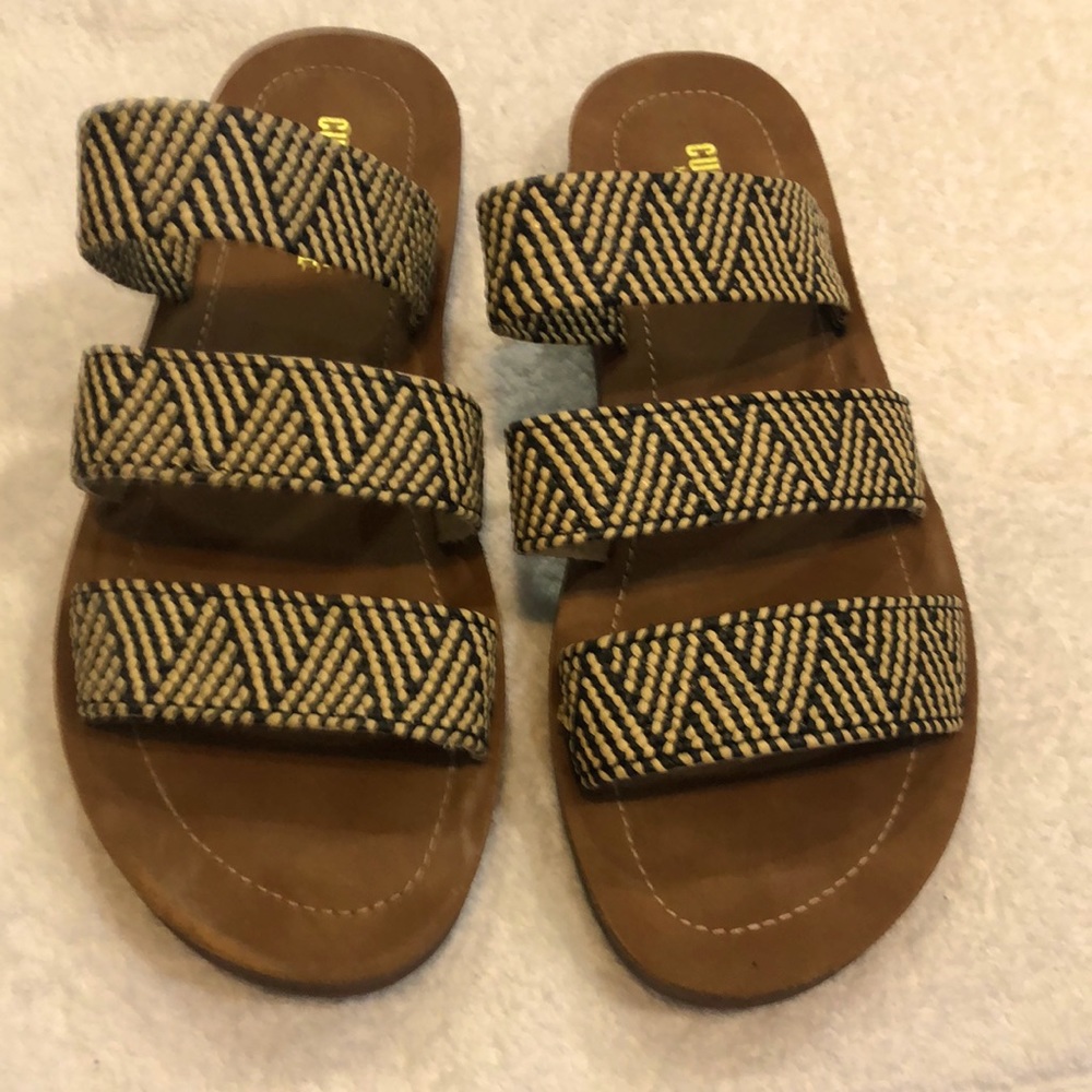 Woven strap sandal , memory foam sole ! Brown and tan straps, suede top sole
